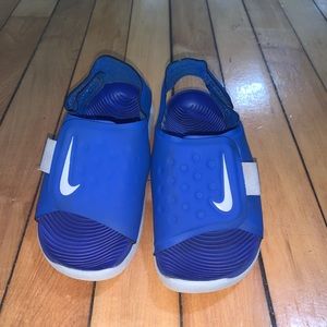 nike sundry sandals